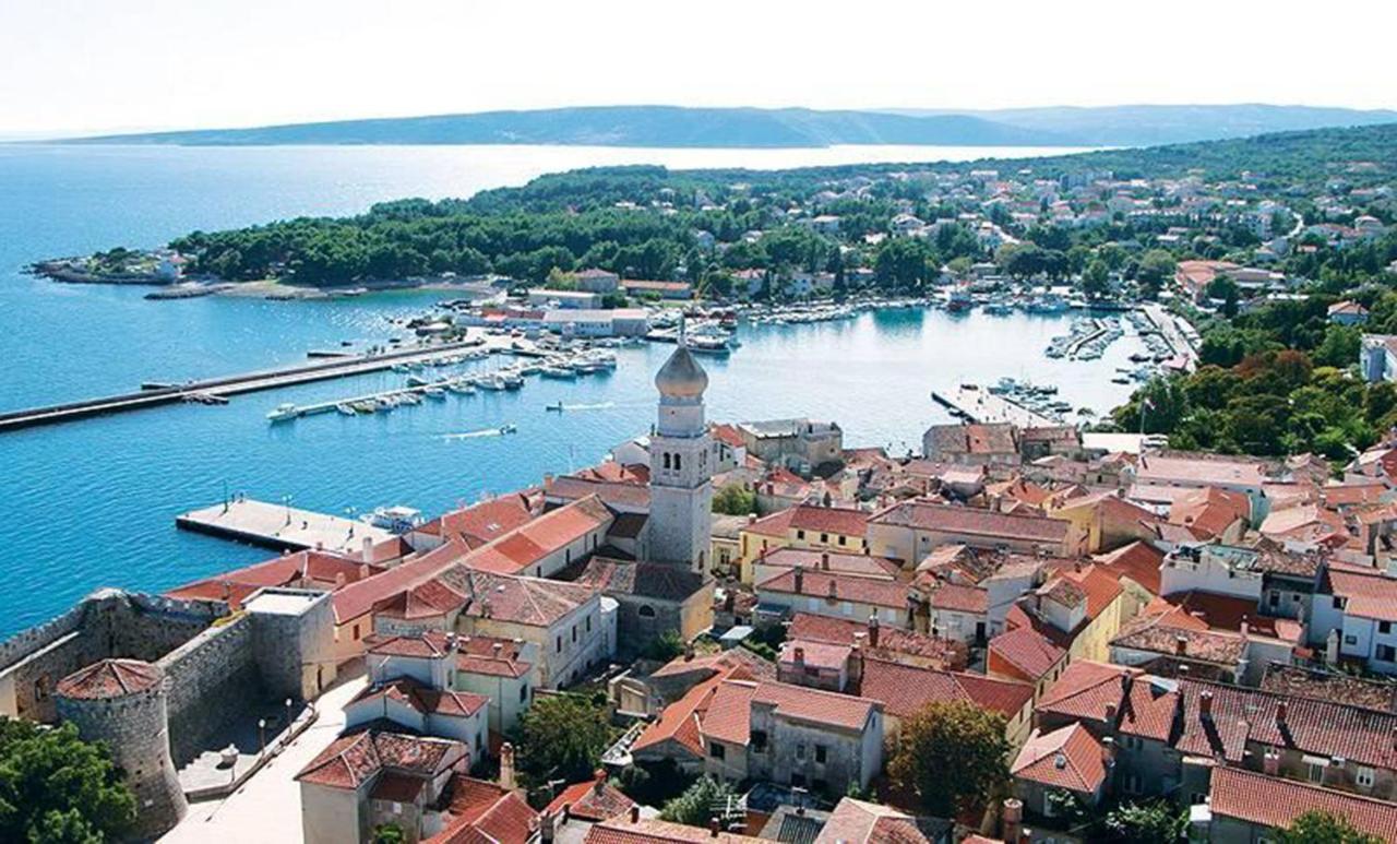 Apartments Grand & Plav In Krk Krk Town Luaran gambar