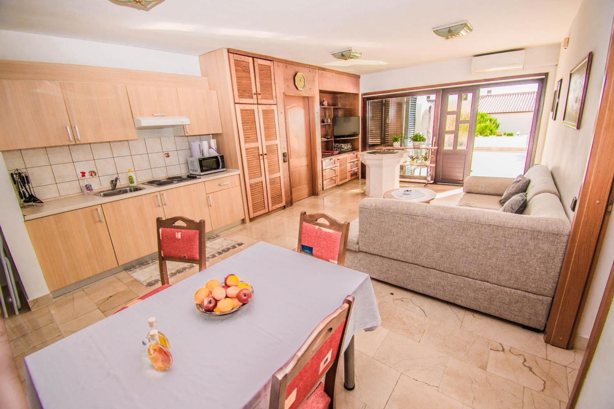 Apartments Grand & Plav In Krk Krk Town Luaran gambar